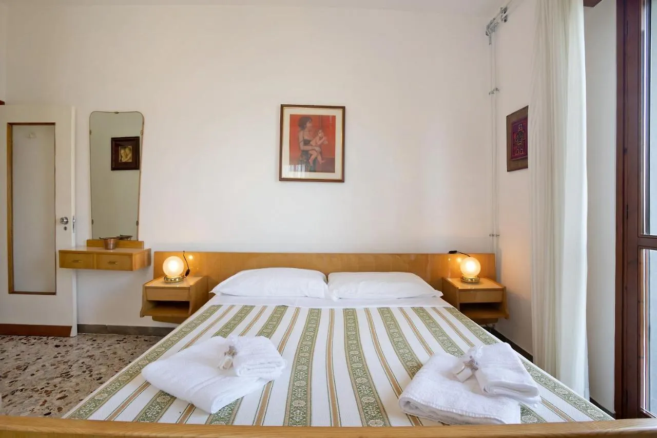 Σπίτι διακοπών Villa Carolina San Felice del Benaco Ιταλία