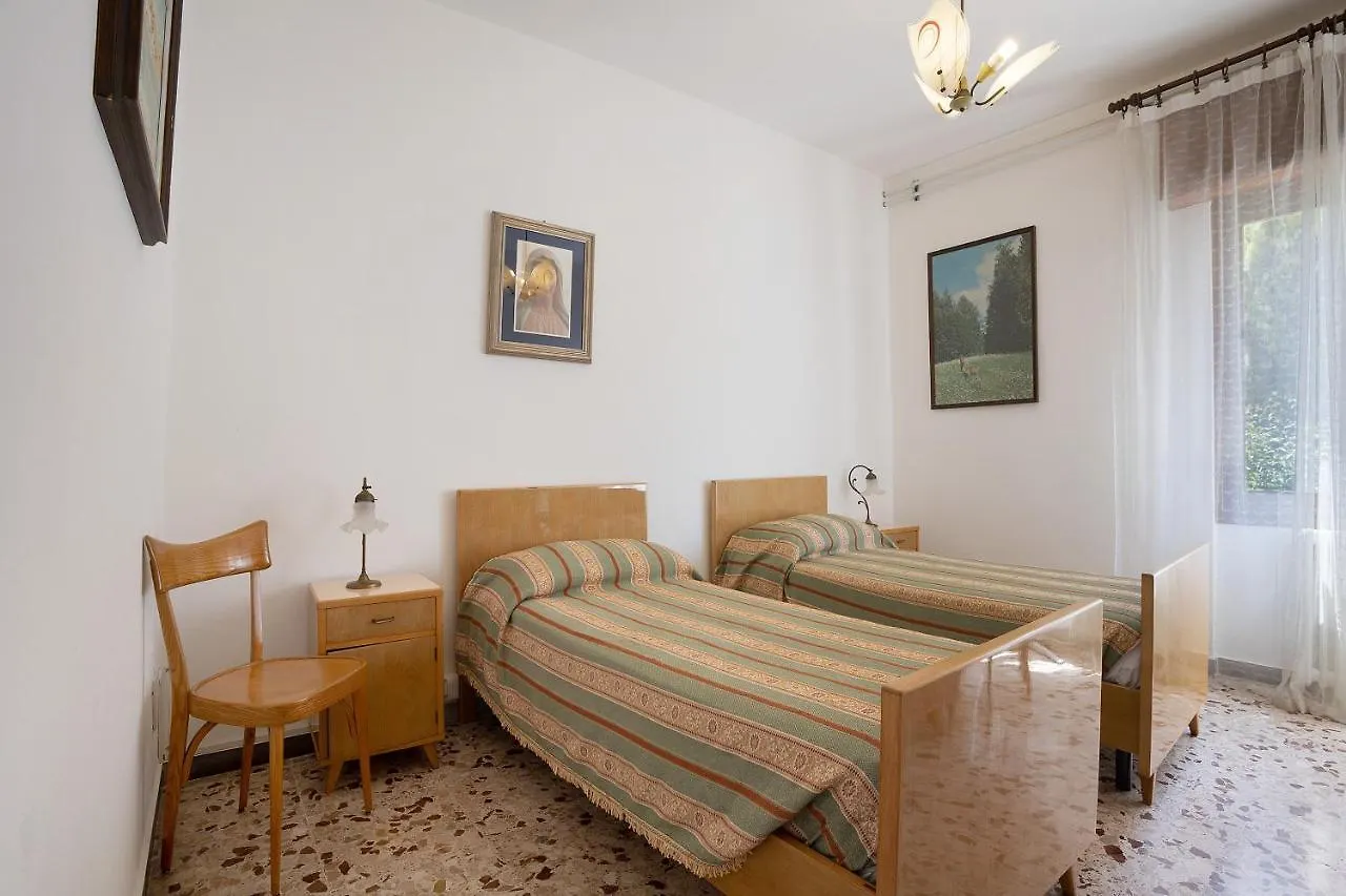 Holiday home Villa Carolina San Felice del Benaco Italy